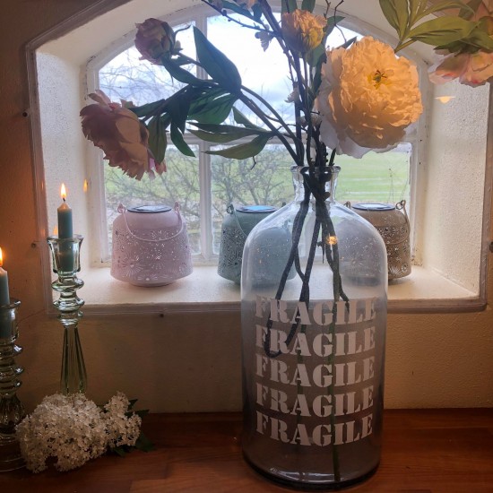 Kæmpe flaske Fragile - 46 cm