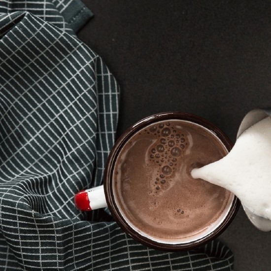 Luksus Mørk Chokolade pulver med chokoladestykker 250g fra BARU til varm cacao rød