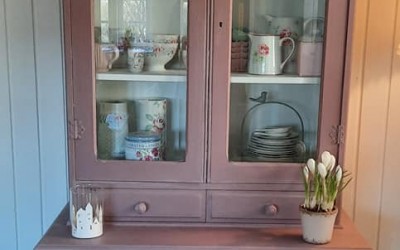 Skab malet med Kalkmaling Vintage Powder Skab malet med Kalkmaling Vintage Powder