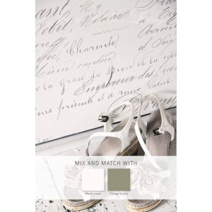 Vintage Tapet - Creme med skrift 10m Vintage Tapet - Creme med skrift 10m