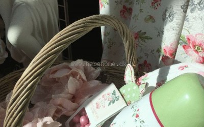 Sommerhygge i Banken med Greengate, Ib Laursen, Marmor og Kunstige blomster