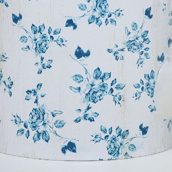 Vandkande med blomster Vandkande med blomster