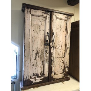 Unika Vægskab i genbrugstræ 95 cm Unika Vægskab i genbrugstræ 95 cm