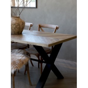 Spisebord med sildebenmønster 90x200cm