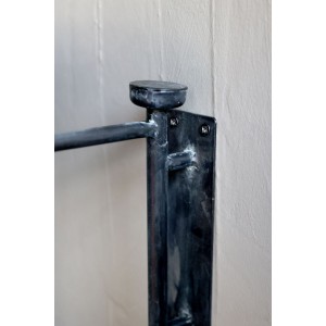 Rund metal hylde drejelig Ø35cm Kulfarvet