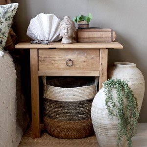 Sidebord med skuffe H64cm