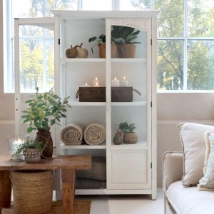 Vitrineskab med glaslåger og hylder H170cm