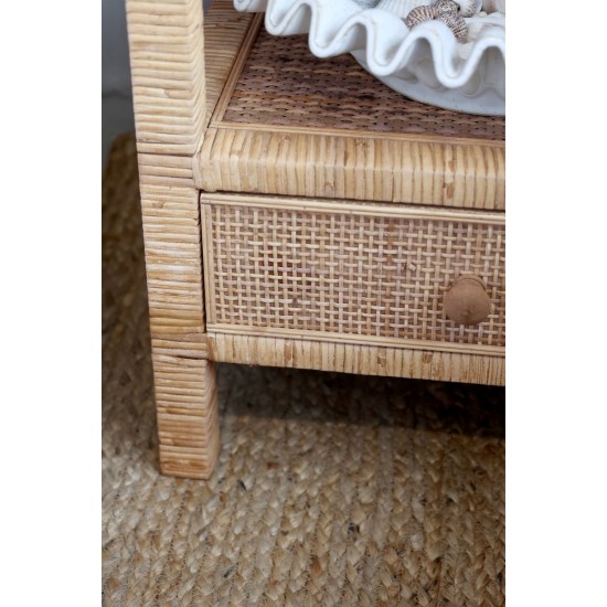 Sæt natborde i flet med 2 skuffer