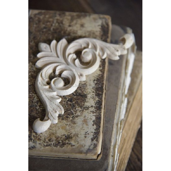 Ornament i træ 16x8cm Ornament i træ 16x8cm