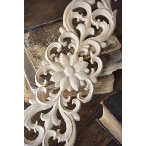Ornament i træ 60x12cm Ornament i træ 60x12cm