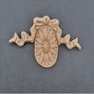 Træ ornament H6.5cm Bøjelig træudskæring fra Woodwill