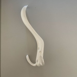 Dobbeltknage Hvid metal H17cm Dobbeltknage Hvid metal H17cm