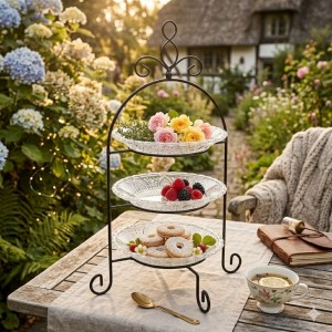 Etagere 3 lag med glas tallerkner