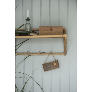 Hylde med 3 knager rattan Hylde med 3 knager rattan