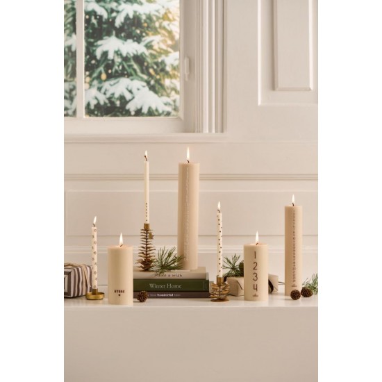 Kertelys med brune hjerter stearin Ø:1,3 H:20 svanemærket