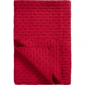 Quilt rød med korssting 130x180cm Quilt rød med korssting 130x180cm