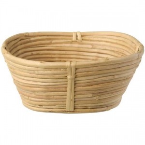 Kurv oval med firkantet bund