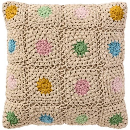 Pudebetræk hæklet 50x50cm naturfarvet med multifarvede blomster