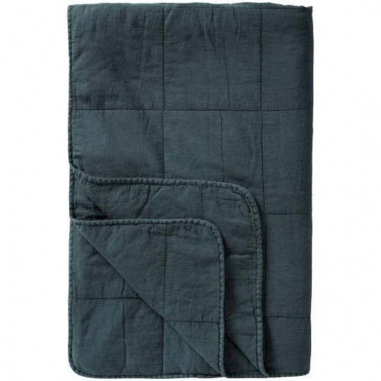Vintage quilt chalk blue Vintage quilt chalk blue