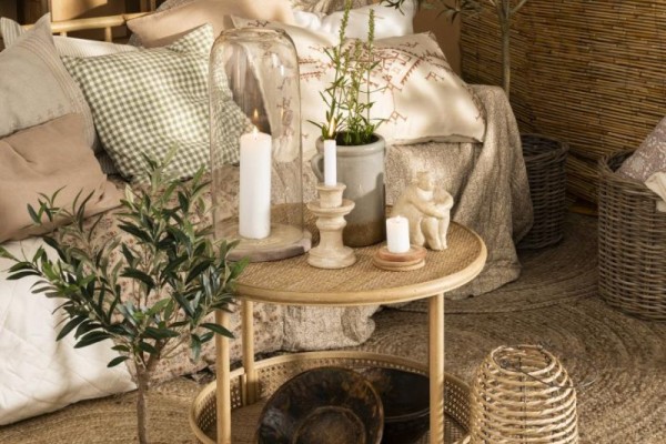 Køb interiør, brugskunst og møbler her - bedste priser - gratis levering