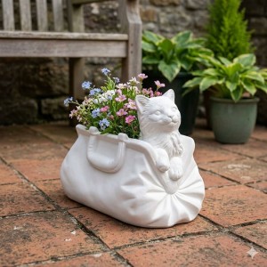 Blomsterkrukke kat i taske 28 cm - støbt i marmor