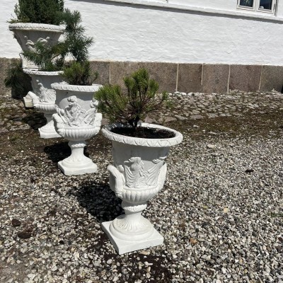 Frostsikker Havekrukke Louvre pokal i marmor H43cm Ø29cm