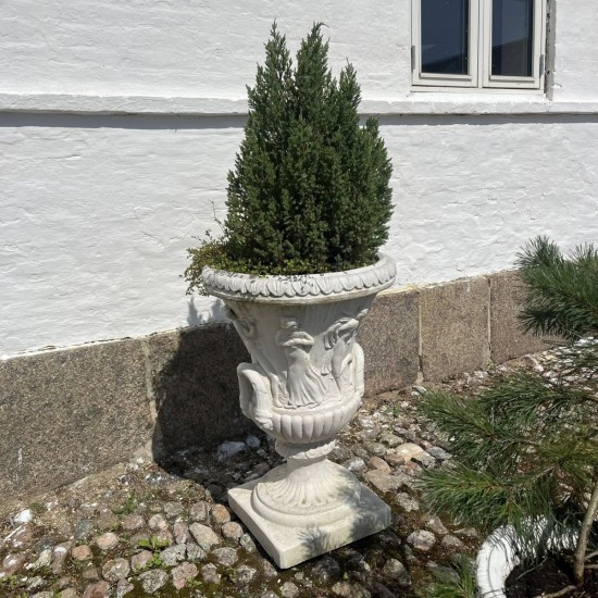 Stor Louvre Have Krukke pokal i marmor - frostsikker H: 85 cm