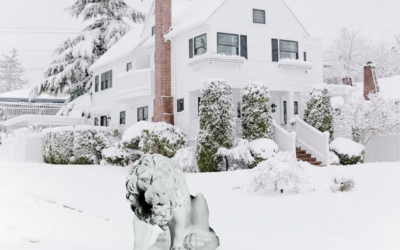 Frostsikre Havefigurer i Marmor: Tidløs Havekunst til Efterår & Vinter