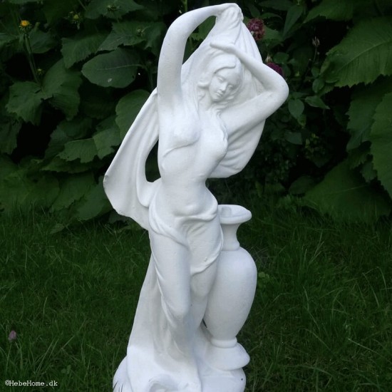 Teti 58 cm - Havefigur i marmor