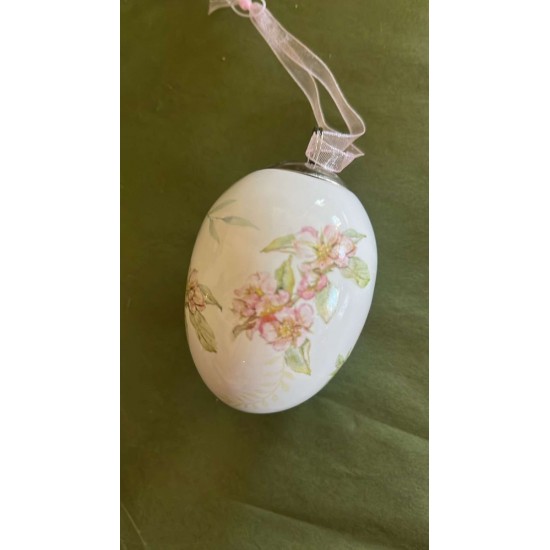 Porcelænsæg med blomstermotiv