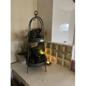 Etagere i metal grå ca 70 cm Etagere i metal grå ca 70 cm