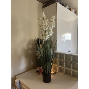 Stor kunstig busk med hvide blomster 70 cm Stor kunstig busk med hvide blomster 70 cm