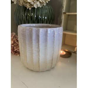 Stor Krukke med riller sart lavendel 18x17cm Stor Krukke med riller sart lavendel 18x17cm