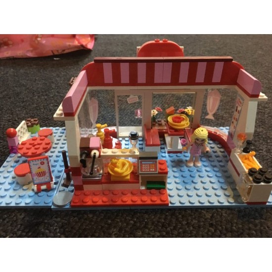 Lego Friends Cafe BRUGT Lego Friends Cafe BRUGT