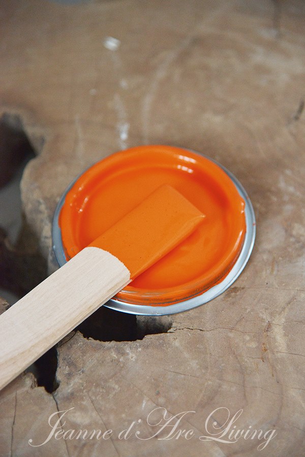 Orange kalk maling - en af de nye industrifarver